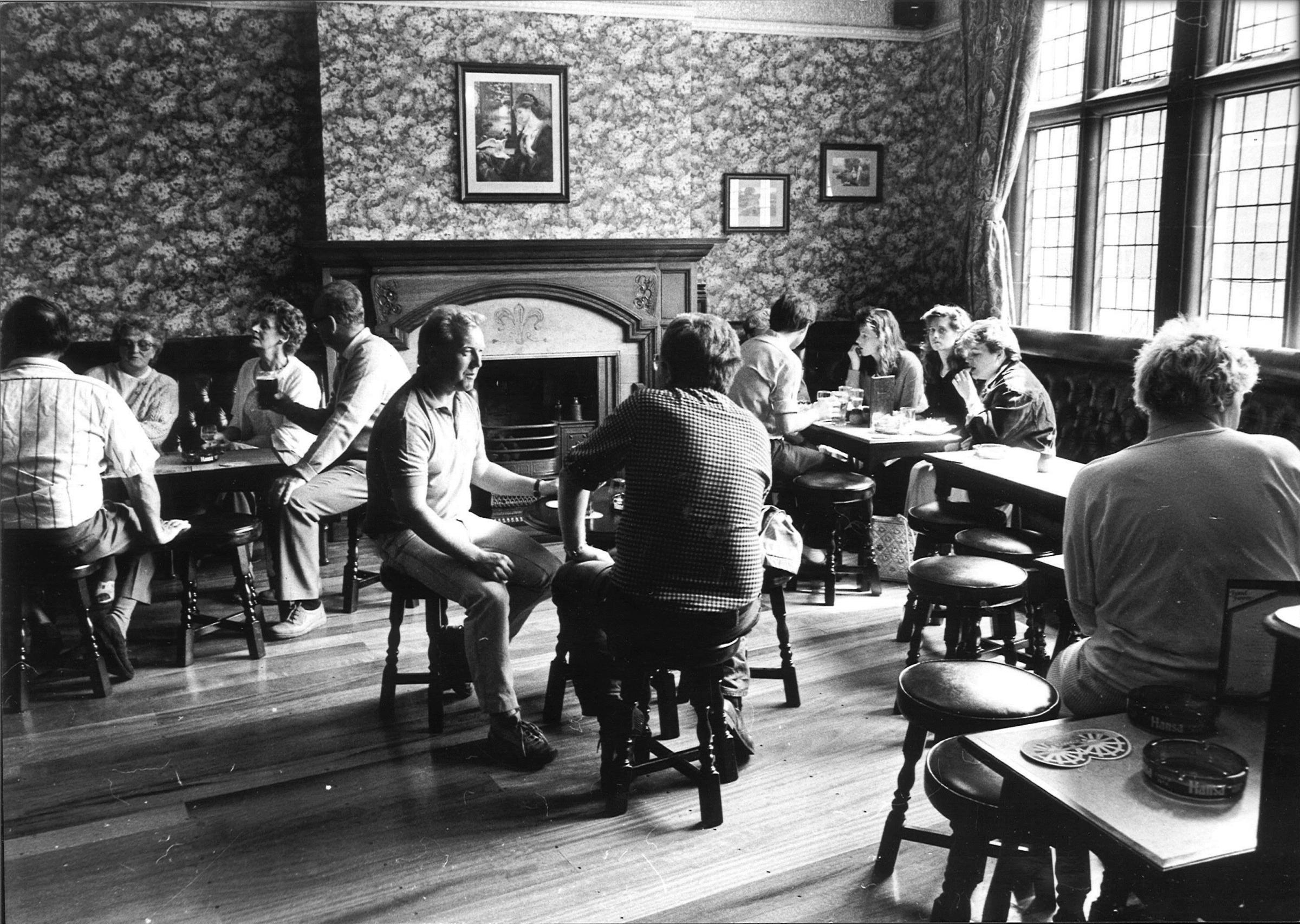 Lots More Added 1 Old Photos Of York Pubs Inside Out York Press